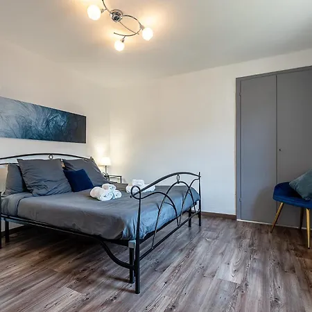 The Window On The Lake, Free Parking Apartmán *