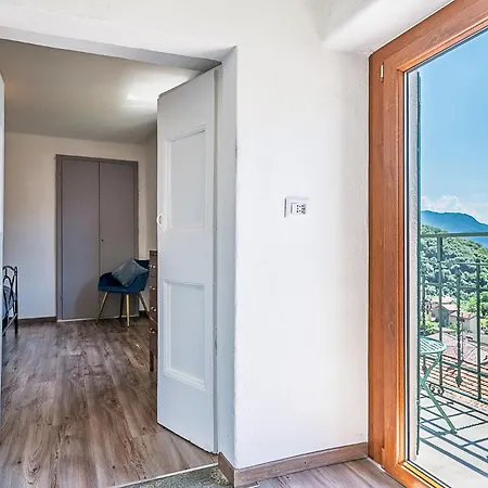 Apartmán The Window On The Lake, Free Parking Nesso