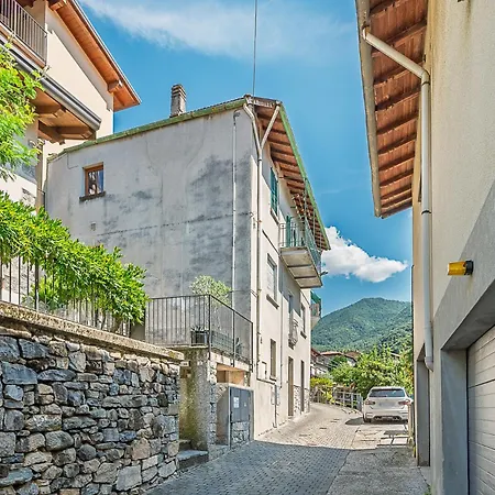 The Window On The Lake, Free Parking Apartmán Nesso