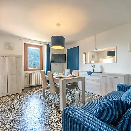 The Window On The Lake, Free Parking Apartmán