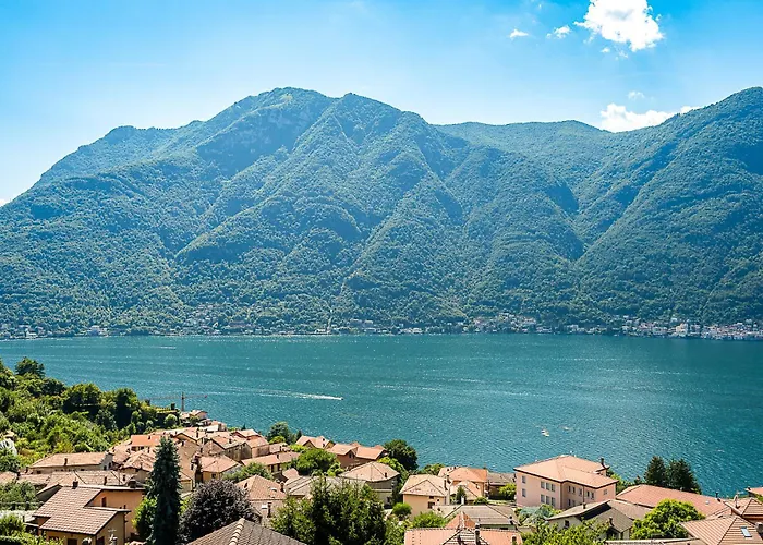 The Window On The Lake, Free Parking アパート