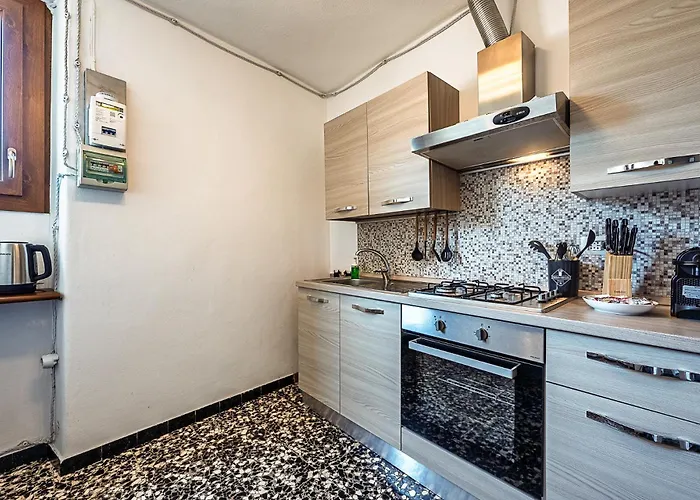 The Window On The Lake, Free Parking * Nesso