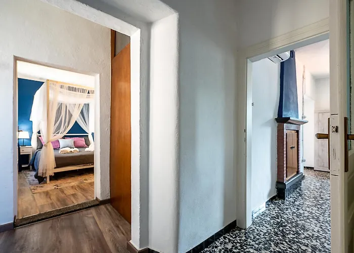 The Window On The Lake, Free Parking Nesso