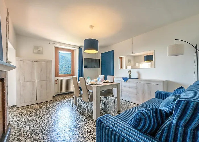 The Window On The Lake, Free Parking Apartment